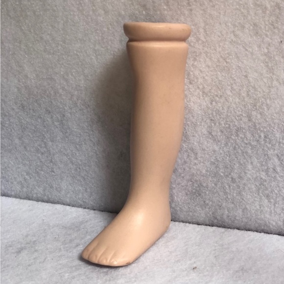 Ceramic Doll Leg Vase - Picture 6 of 12